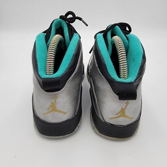 Nike Air Jordan X Size 7Y Silver  Lady Liberty Sneaker 705179-045 Womens sz 8.5 - Picture 4 of 9